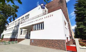 Zväčšiť fotografiu - Budova našej školy